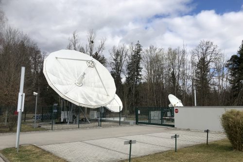 VertexRSI 9m Ku-band Earth Station Antenna