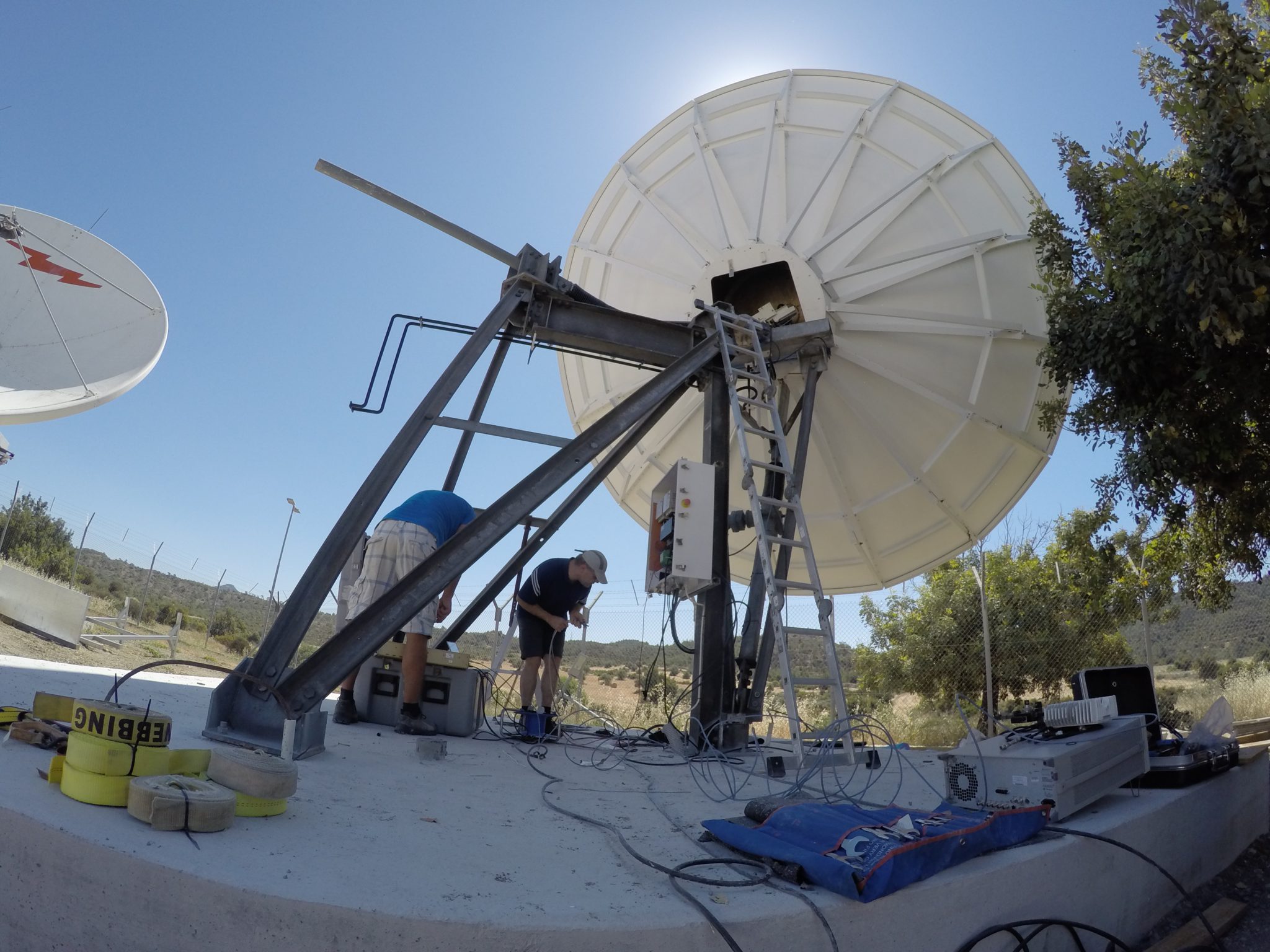 Skybrokers installed an Andrew 7.6m antenna at HellasSat