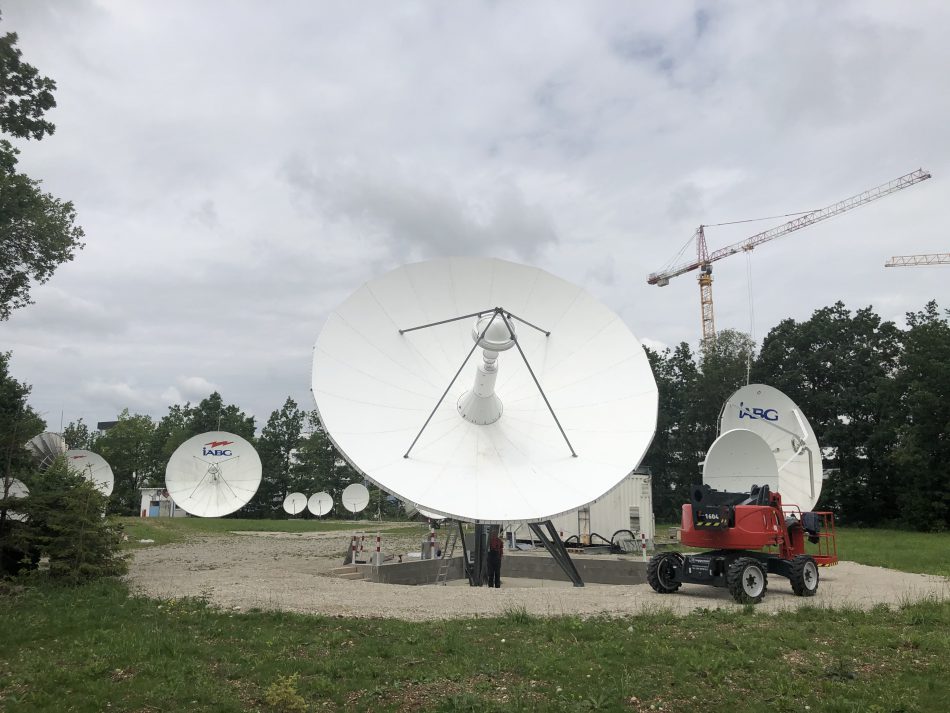 Andrew 9.3m antenna installed at IABG Teleport Germany