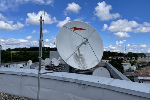 Andrew 3.7m Antenna with motorized Pedestal Mount