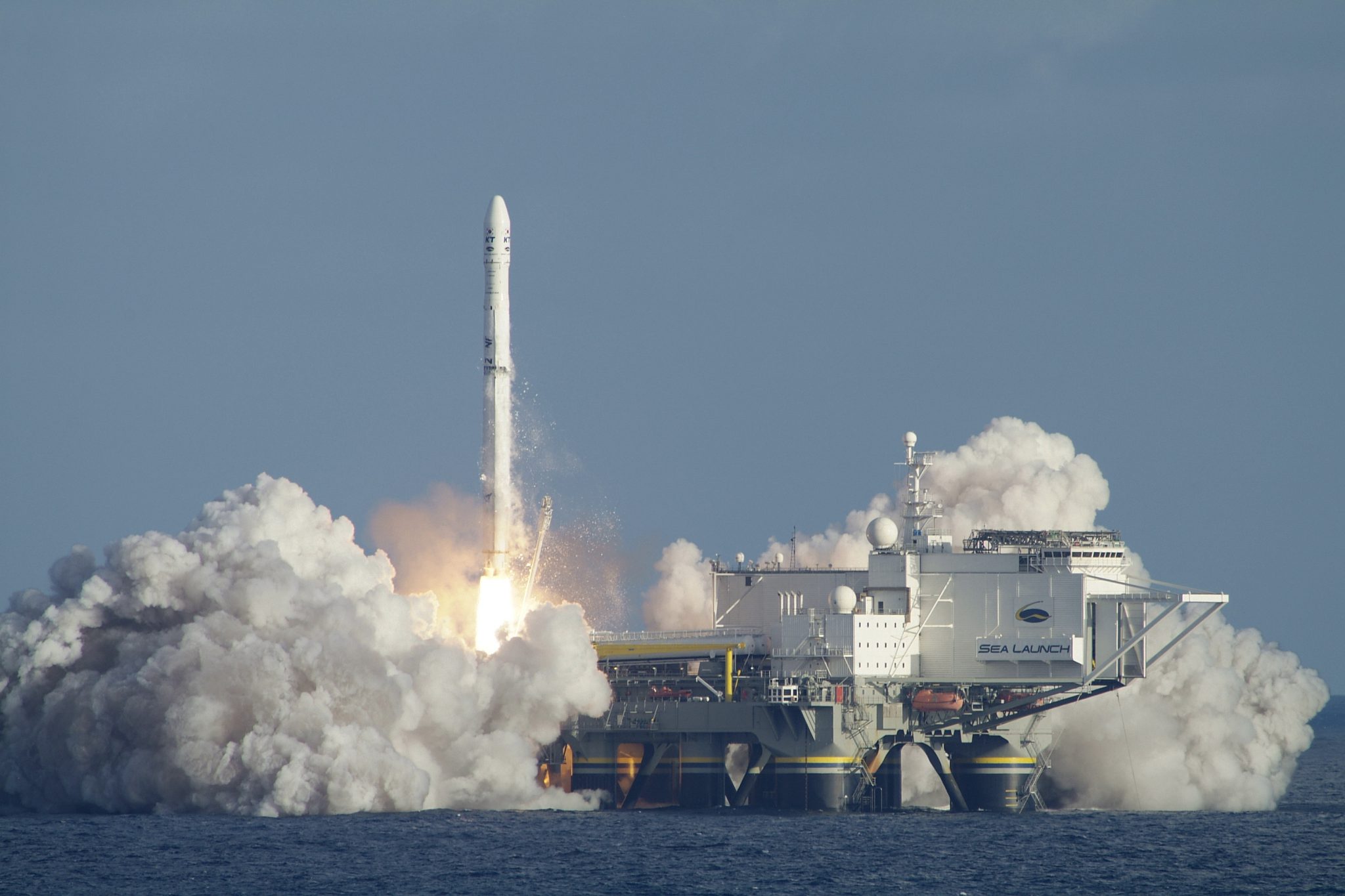 Sea Launch satellite launch operator using a floating platform