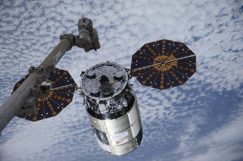 Cygnus cargo arrives at ISS