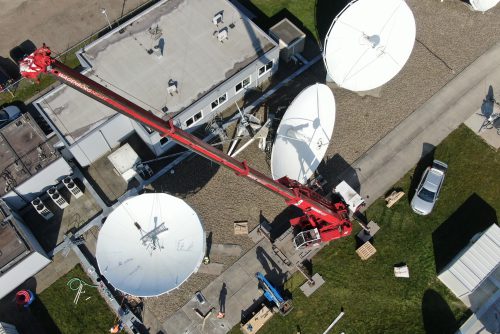 Andrew 7.6m antenna installed