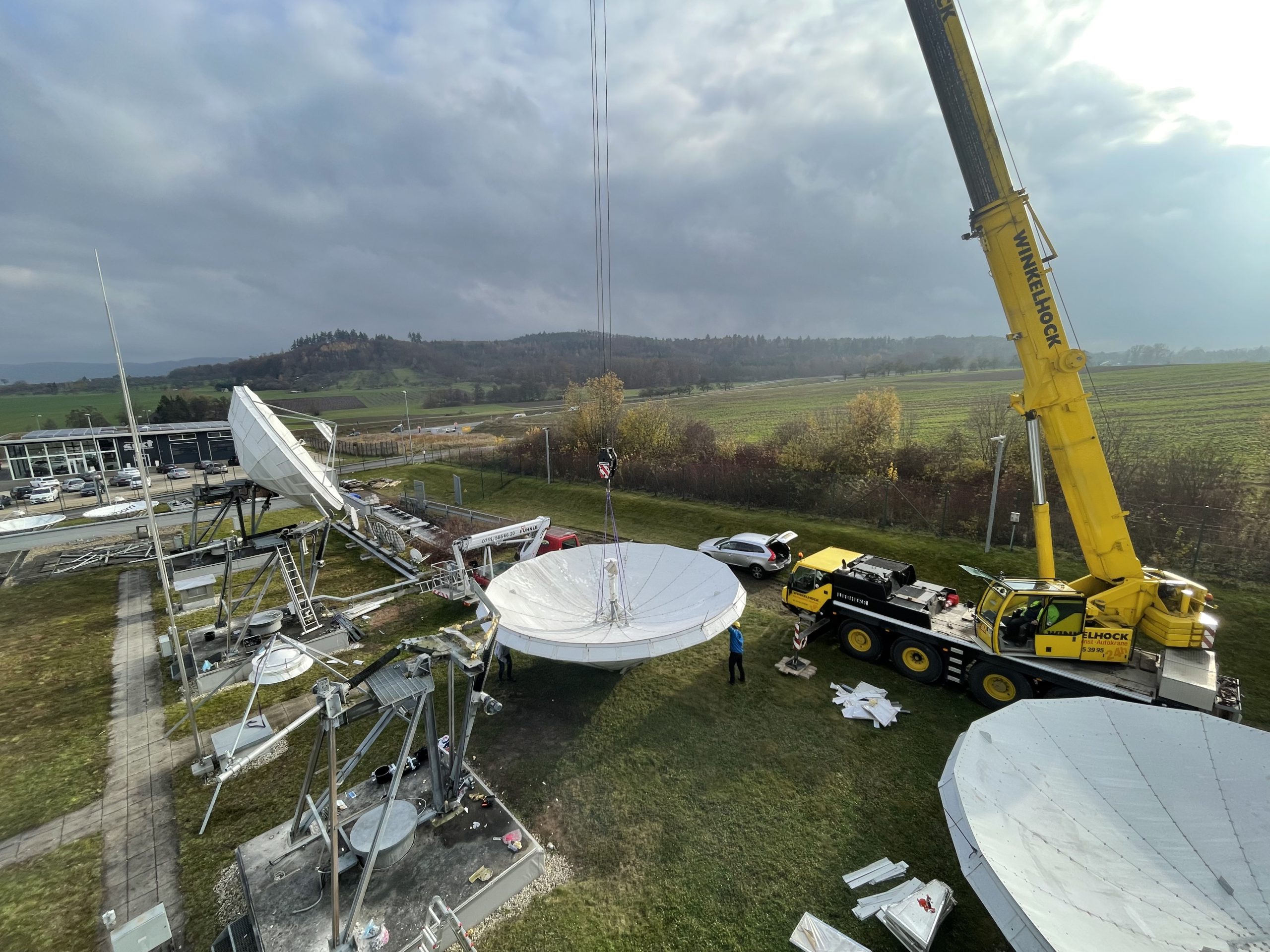 Skybrokers de-installed 17 antennas at the Signalhorn teleport in Germany