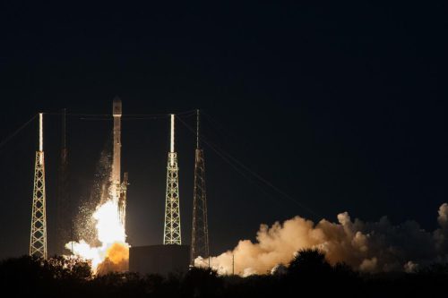 SpaceX launching Eutelsat Hotbird-13F