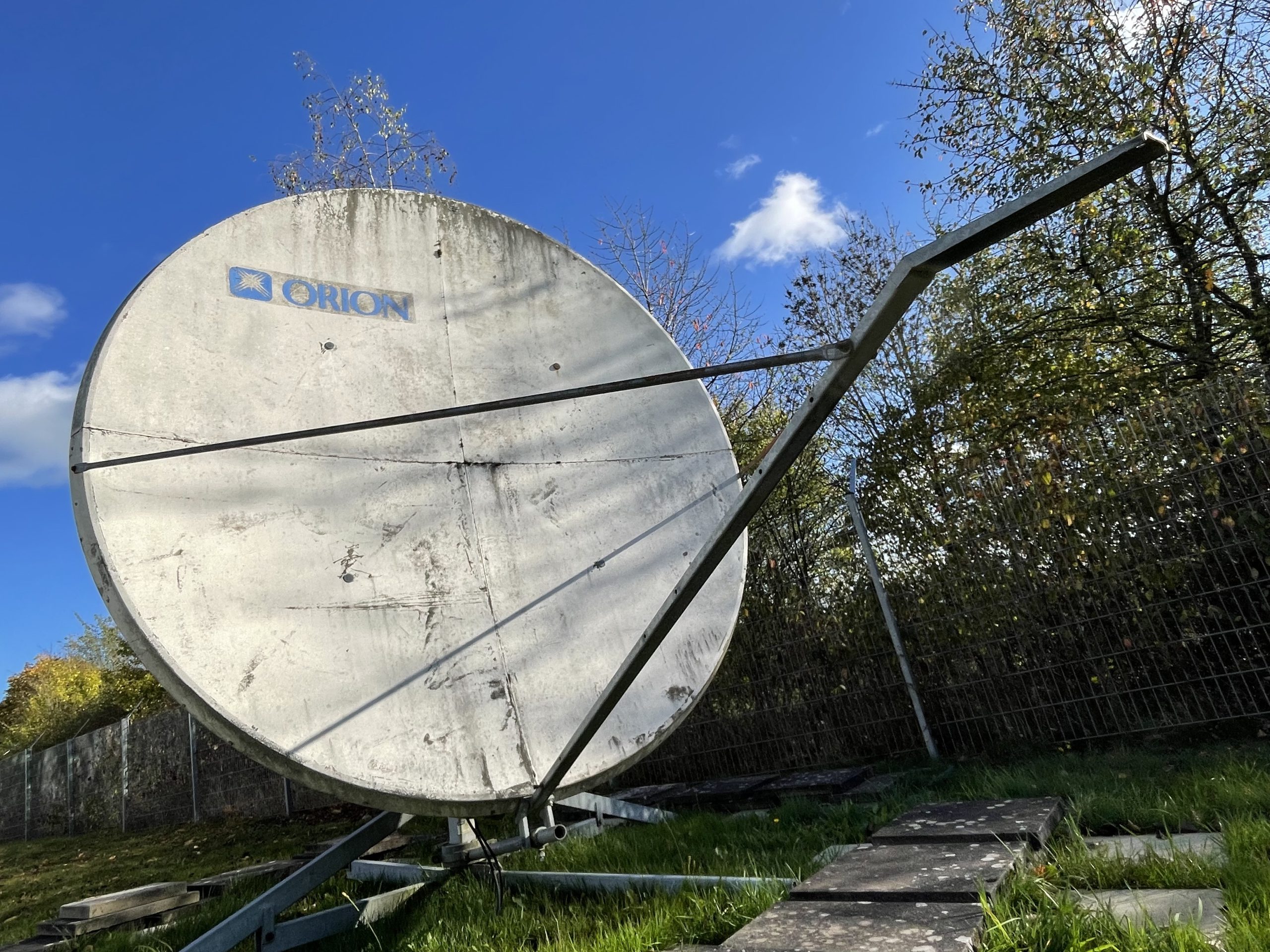 Prodelin 2.4m VSAT antenna installed for Orion:Cyberstar:Loral Skynet:Telesat