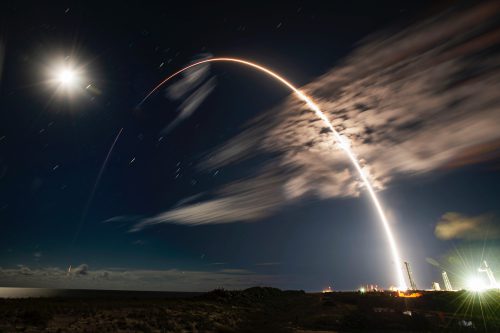 SpaceX launching Eutelsat 10B 2