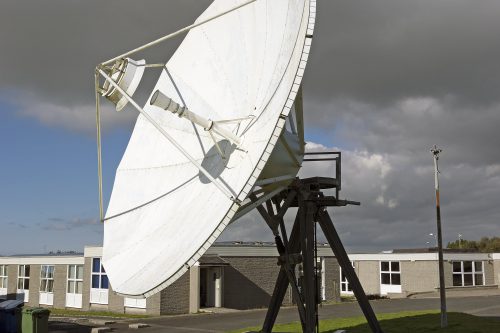 A refurbished Andrew 7.3m Antenna was delivered to Goonhilly Earth Station in the UK in May 2017.