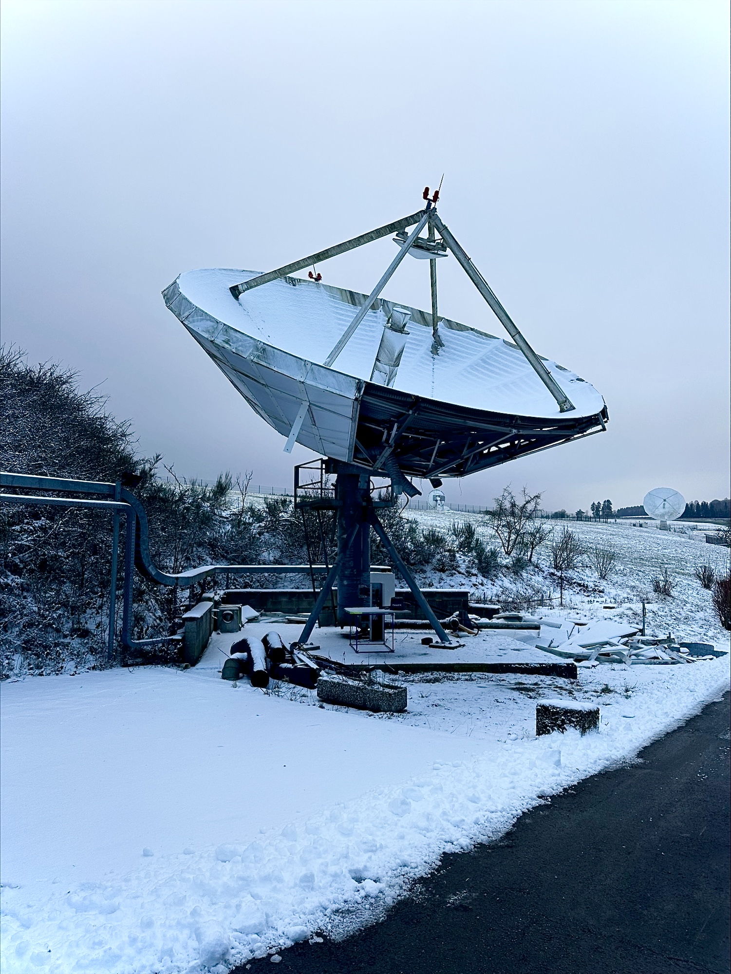VertexRSI 9m Earth Station Antenna de-installed
