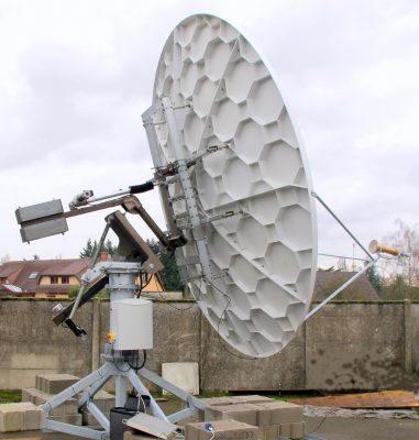 3.8m Tracking Antenna model OPM-3
