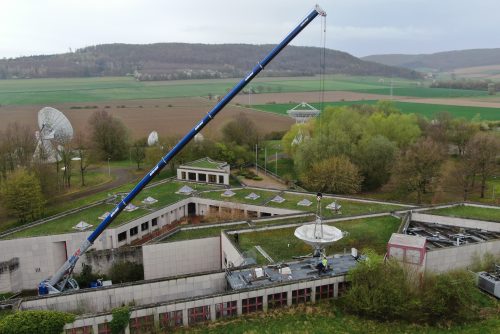 Skybrokers de-installed an ASC Signal 4.9m Earth Station Antenna