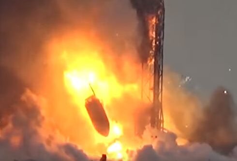 Falcon 9 with AMOS-6 explodes on launch pad